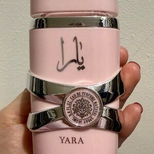 Lattafa Yara Pink Perfume Bottle - Elegant Pink & Silver